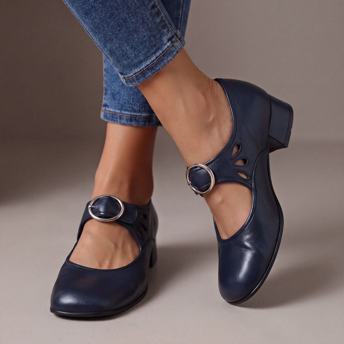 Alice | Scarpe Eleganti con Tacco Basso e Fibbia